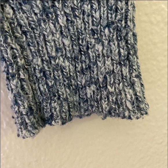 Woolroch Indigo Heather Light blue marled quarter zip Faux fur Collared Sweater - Picture 7 of 13